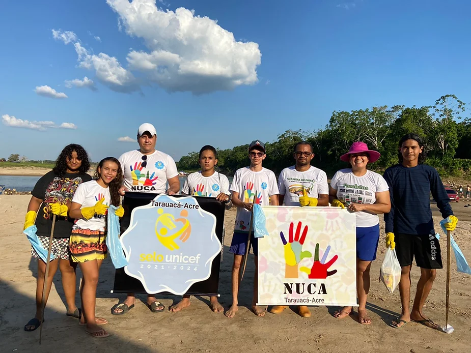 Secretaria de Meio Ambiente, NUCA e Promoção Social realizam mutirão de limpeza na praia em Tarauacá
