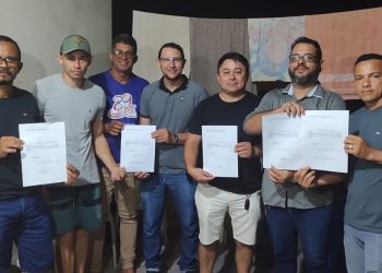 Grupo político se desfilia do PDT e reforça base do deputado Coronel Ulisses