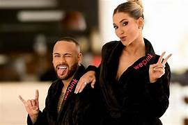 Ligação polêmica de madrugada resulta no fim da colaboração entre Neymar e Virginia