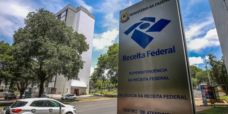 Receita Federal publica primeira lista de devedores contumazes