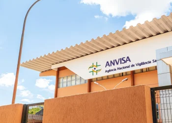 Anvisa proíbe suplemento Artro100 e suspende lotes de creatina em goma