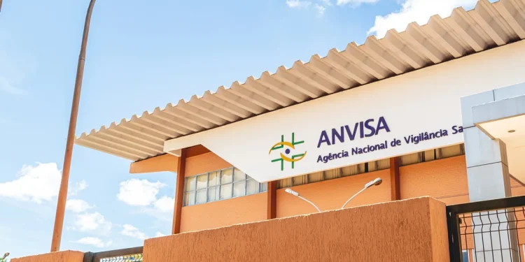 Anvisa proíbe suplemento Artro100 e suspende lotes de creatina em goma Anvisa proíbe suplemento Artro100 e suspende lotes de creatina em goma