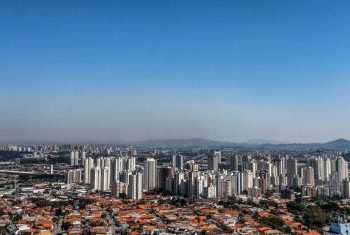 Fim da escala 6×1 vai encarecer imóveis, diz Abrainc
