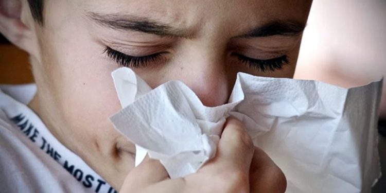 Gripe recua no Acre, mas VSR avança e acende alerta para infecções respiratórias