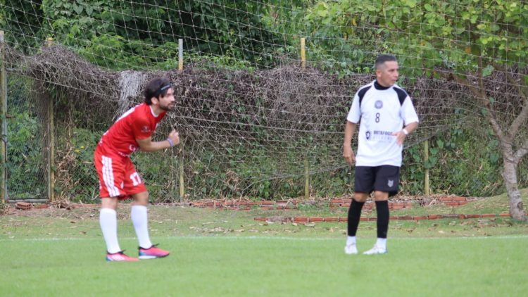Abertura do Campeonato da Imprensa agita o domingo com golaços e vitória da Conexão Jornalismo