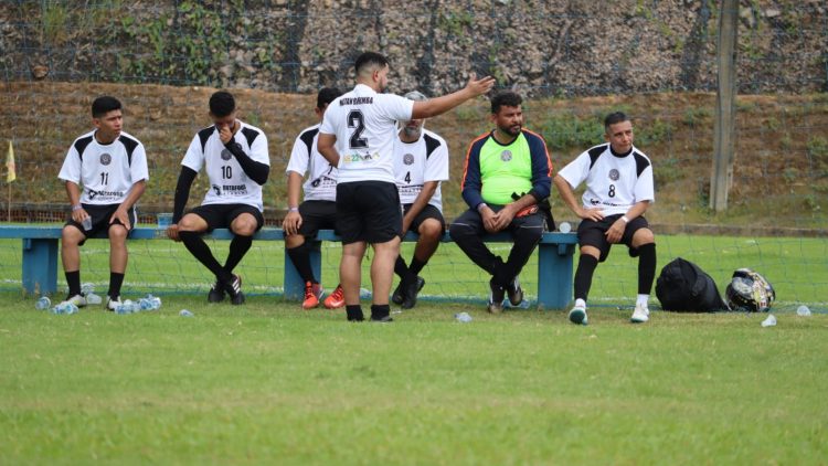 Abertura do Campeonato da Imprensa agita o domingo com golaços e vitória da Conexão Jornalismo