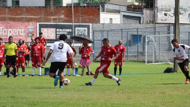 Abertura do Campeonato da Imprensa agita o domingo com golaços e vitória da Conexão Jornalismo