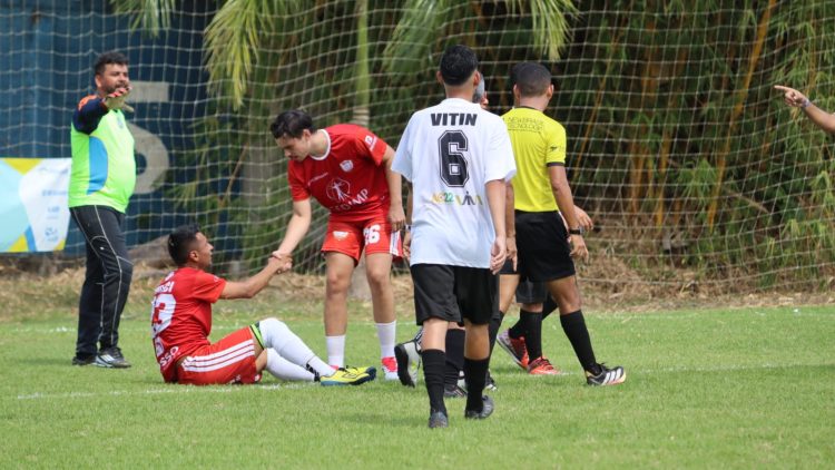 Abertura do Campeonato da Imprensa agita o domingo com golaços e vitória da Conexão Jornalismo