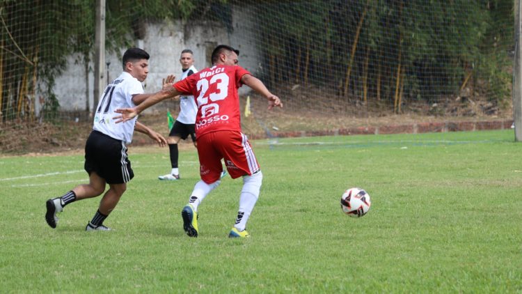 Abertura do Campeonato da Imprensa agita o domingo com golaços e vitória da Conexão Jornalismo