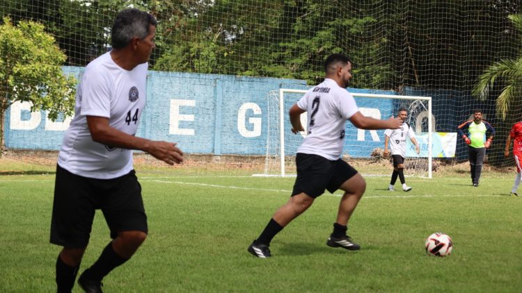 Abertura do Campeonato da Imprensa agita o domingo com golaços e vitória da Conexão Jornalismo
