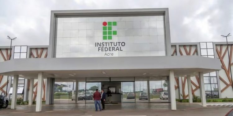 Ifac abre seleção para 90 vagas em cursos gratuitos de pós-graduação em Rio Branco