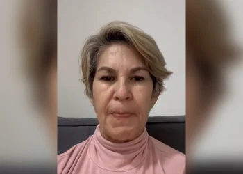 Após sumiço de ex de Bruno, mãe de Samudio questiona: “Estatística?”. Vídeo