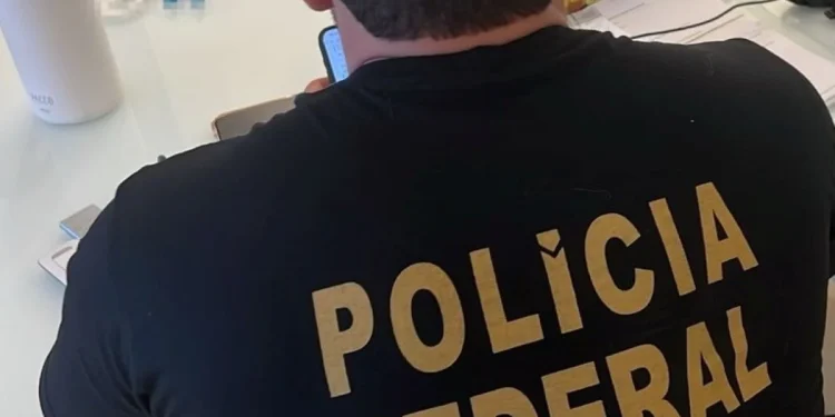 Elo com PCC: PF mira grupo sancionado por EUA e prende “secretária”
