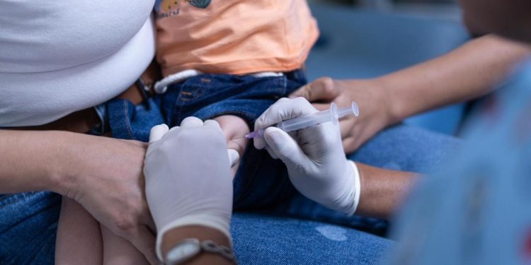Dia D de Multivacinação conta com oito pontos neste sábado (22) na capital do Acre; Veja LISTA