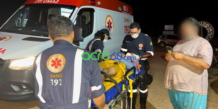 Desvio de buraco resulta em batida frontal entre motos e deixa quatro feridos no Ramal do Mutum Desvio de buraco resulta em batida frontal entre motos e deixa quatro feridos no Ramal do Mutum