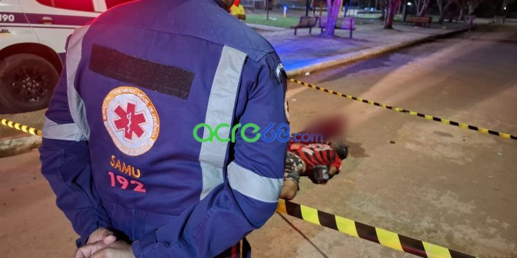 Homem em situação de rua é brutalmente assassinado na Baixada da Sobral