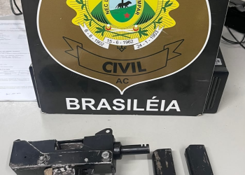 Polícia Civil apreende submetralhadora Uzi de alto poder lesivo ligada a facção em Brasiléia