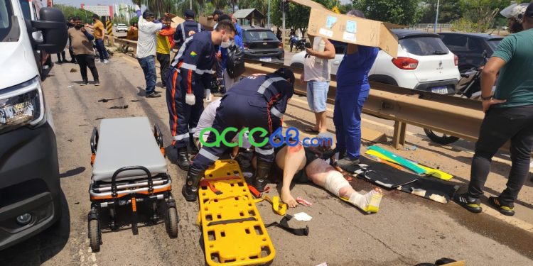 Tragédia na BR-364: colisão entre duas motos deixa um morto e dois gravemente feridos em Rio Branco Tragédia na BR-364: colisão entre duas motos deixa um morto e dois gravemente feridos em Rio Branco