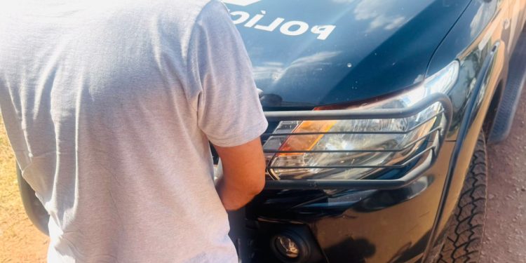 Polícia Civil prende homem por descumprir medidas protetivas em Porto Acre