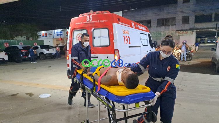 Grave capotamento na AC-10 deixa duas pessoas feridas e cinco com escoriações em Rio Branco