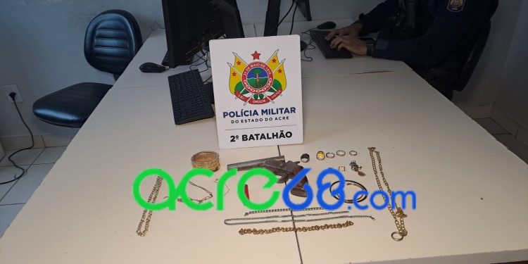 Força Tática apreende espingarda artesanal calibre .28 e prende suspeito no bairro Cidade Nova