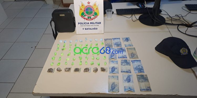 “Esquadrão Águia” prende homem com cocaína e maconha após tentativa de fuga no Beco da Tiazinha em Rio Branco