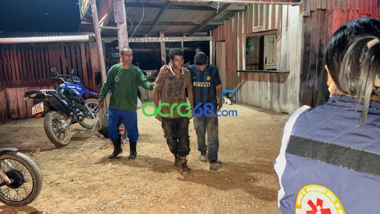 Desvio de buraco resulta em batida frontal entre motos e deixa quatro feridos no Ramal do Mutum