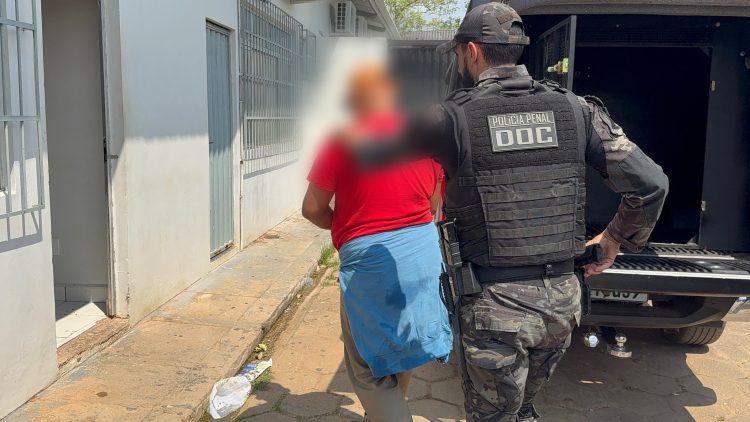 Polícia Penal prende funcionário terceirizado tentando entrar com drogas no Complexo Penal da Capital