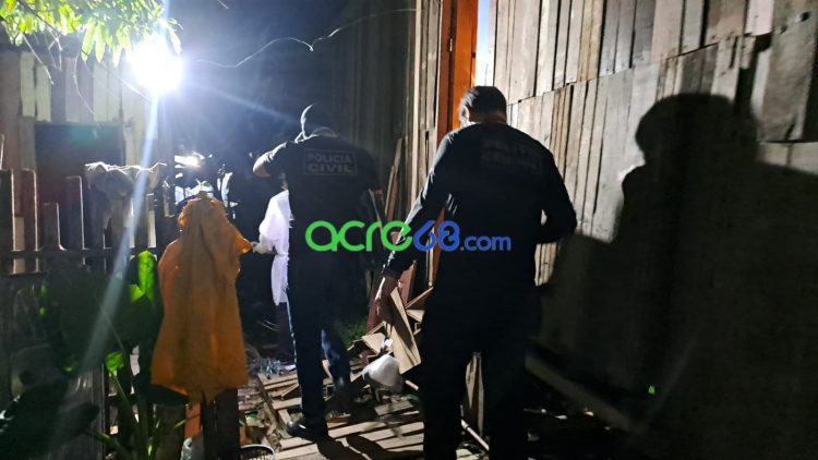 Polícia localiza corpo em decomposição na capital durante cumprimento de mandado