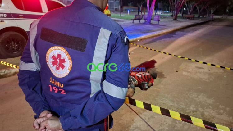 Homem em situação de rua é brutalmente assassinado na Baixada da Sobral