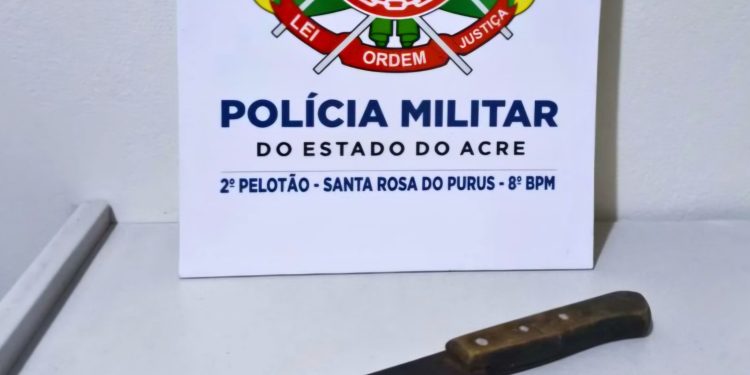 Suspeito de matar homem com facada no abdômen durante bebedeira se entrega à polícia no AC Suspeito de matar homem com facada no abdômen durante bebedeira se entrega à polícia no AC