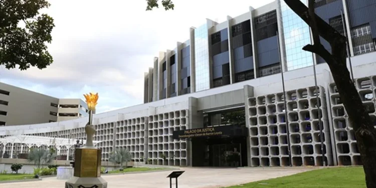 Mulher receberá pensão de marido que a obrigou ficar 32 anos sem trabalhar