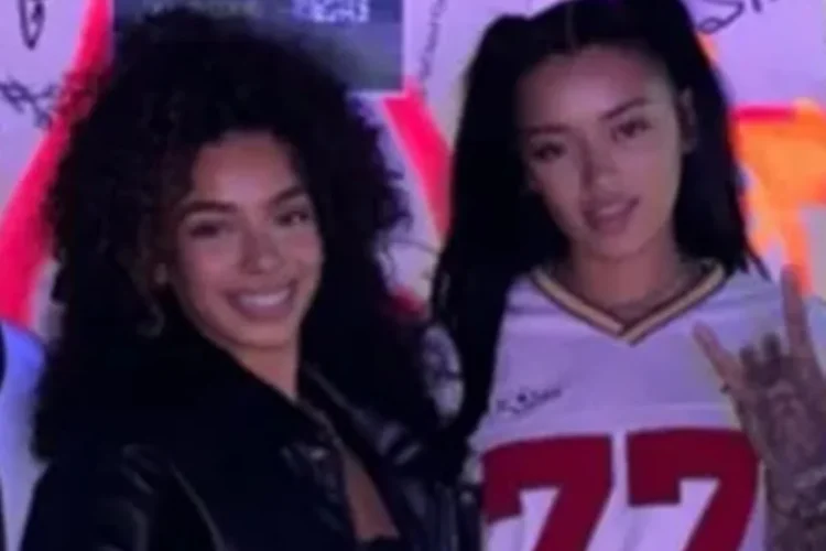 Foto: filha de Carla Perez, Camilly Victória assume namoro com americana