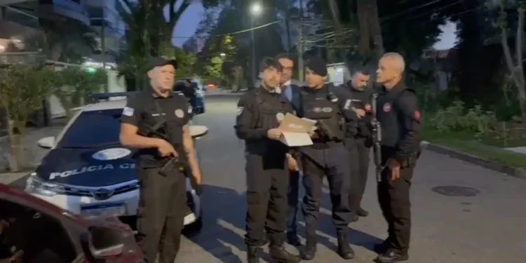 “Boss” é preso em investigação sobre R$ 70 milhões e drogas para o CV. Veja vídeo “Boss” é preso em investigação sobre R$ 70 milhões e drogas para o CV. Veja vídeo