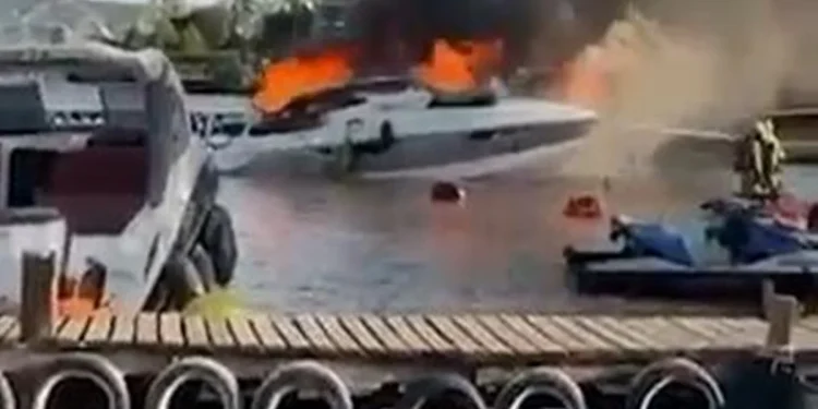 Sobrevivente narra terror após explosão de lancha no Lago: “Tochas humanas” Sobrevivente narra terror após explosão de lancha no Lago: “Tochas humanas”
