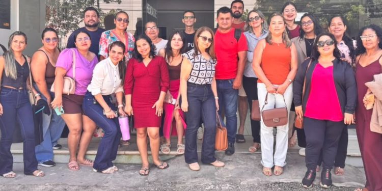 Grupo percorre mais de 180 km para doar sangue para jovem que sofreu acidente de moto no AC: ‘Ato de amor’
