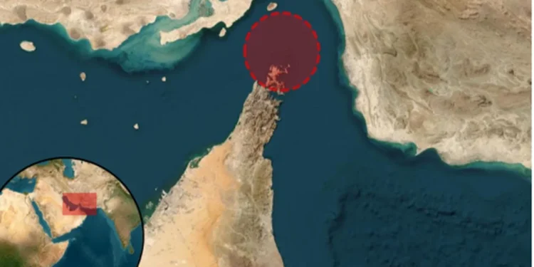 Ataque contra embarcação iraniana no Estreito de Ormuz deixa um morto