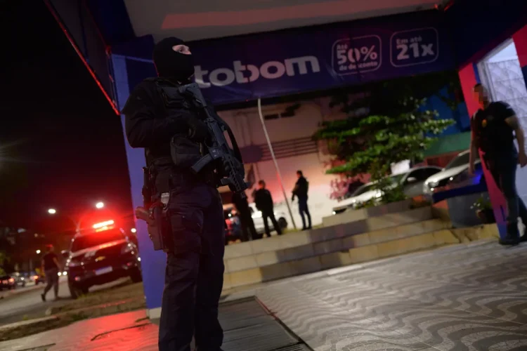 Fim da “xerecada”: Polícia Civil do DF fecha 3º bordel na Asa Norte. Veja vídeo