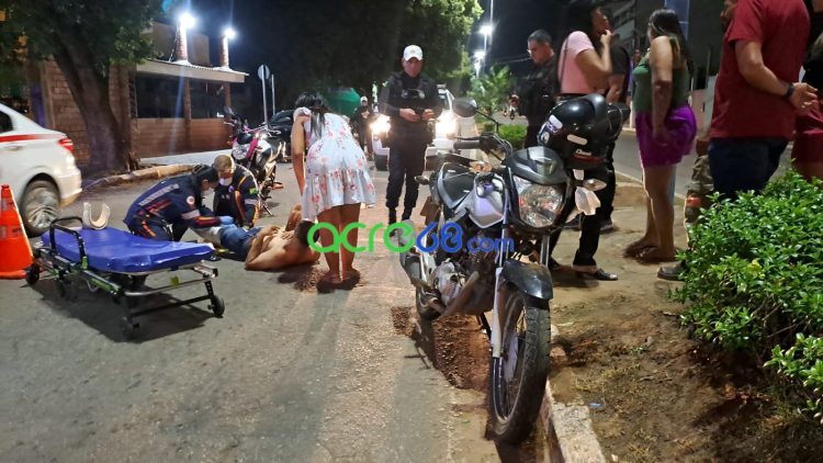 Pedestre é atropelado por moto ao tentar atravessar avenida no Conjunto Procon