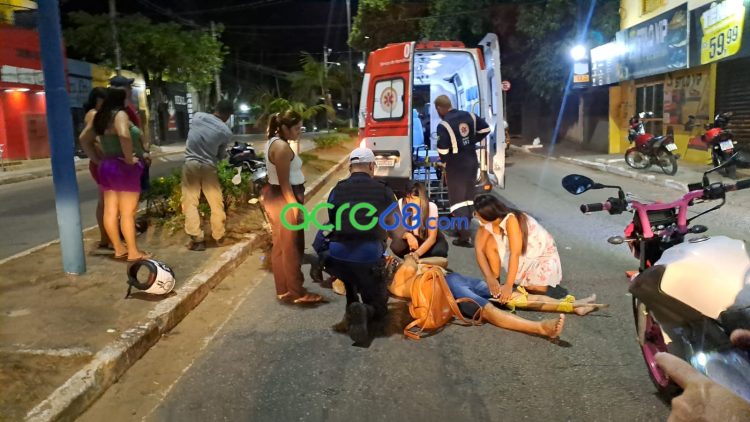 Pedestre é atropelado por moto ao tentar atravessar avenida no Conjunto Procon