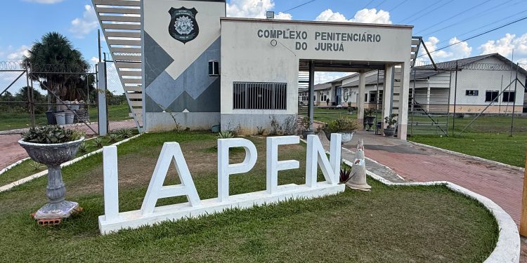 Ação da Policia Penal resulta na prisão de mulher de 48 anos que tentava adentrar com entorpecente oculto nas partes íntimas em Cruzeiro do Sul
