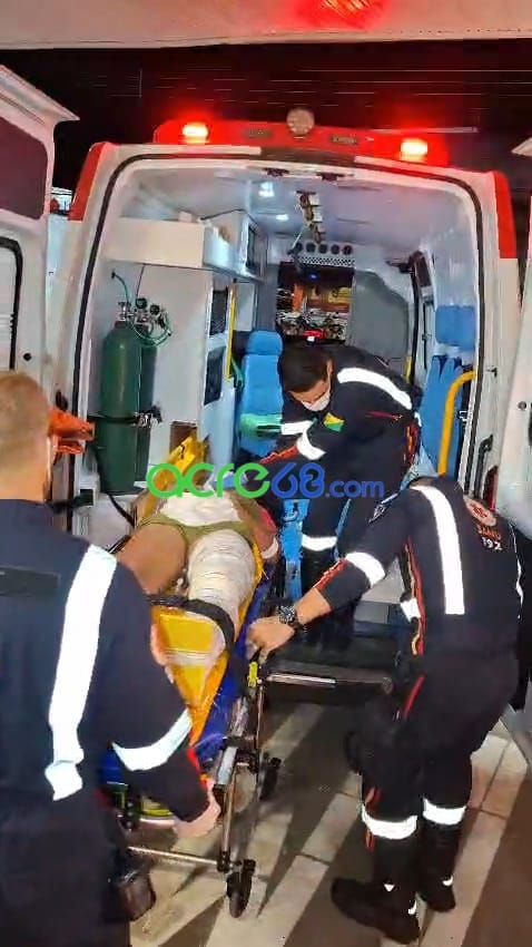 Acidente entre duas motos na estrada de Porto Acre termina com quatro feridos no domingo