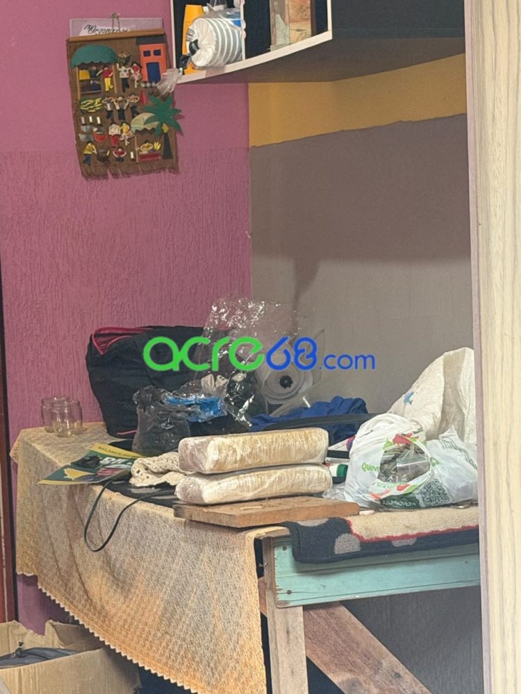 BOPE apreende quase 12 kg de droga ocultos em botijão no bairro Wanderley Dantas