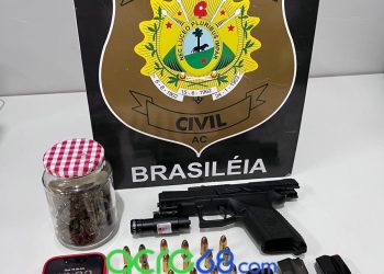 ​Operação em Brasiléia resulta na prisão de jovem armado e apreensão de drogas