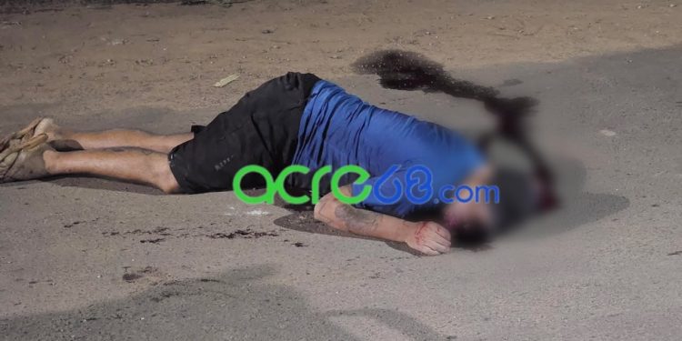 Homem com mandado em aberto é morto a tiros no bairro José Hassem, em Epitaciolândia