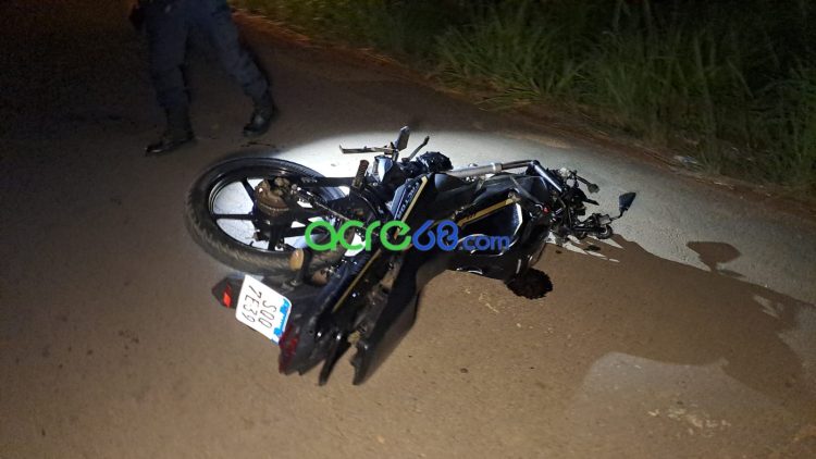 Tragédia na BR-364: homem de 31 anos perde a vida em colisão frontal entre moto e caminhão em Rio Branco
