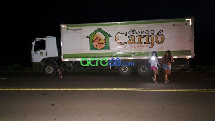 Tragédia na BR-364: homem de 31 anos perde a vida em colisão frontal entre moto e caminhão em Rio Branco
