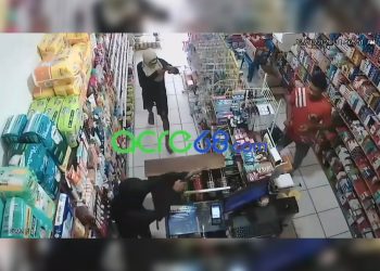 Assalto a mão armada em drogaria mobiliza polícia e causa pânico em Tarauacá