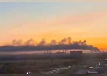 Ucrânia ataca fábricas e alvos militares em diferentes regiões da Rússia. Vídeo