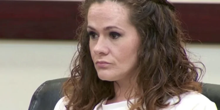 Mulher que sobreviveu à injeção letal nos EUA está “consciente e falando”